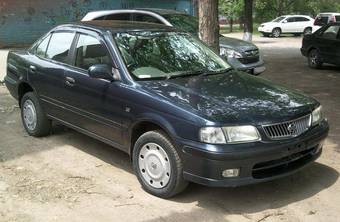 2000 Nissan Sunny Photos