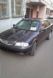 2000 Nissan Sunny Photos