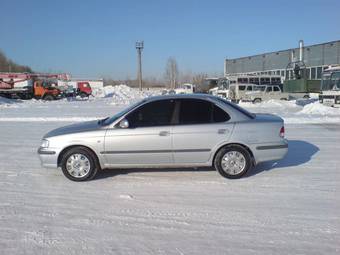 2000 Nissan Sunny Pictures