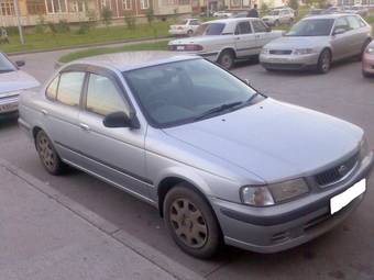 2000 Nissan Sunny Photos