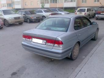 2000 Nissan Sunny Photos