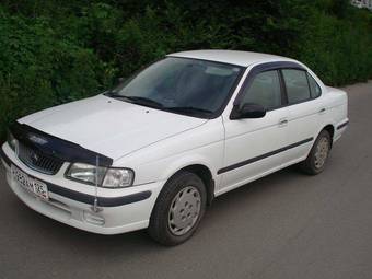 2000 Nissan Sunny Pictures