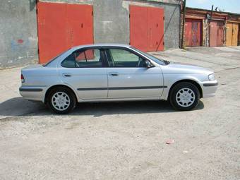 2000 Nissan Sunny Pictures