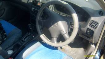 2000 Nissan Sunny Pics