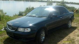 2000 Nissan Sunny Photos