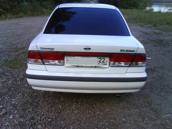2000 Nissan Sunny Photos