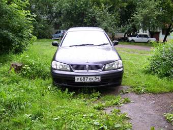 2000 Nissan Sunny Photos