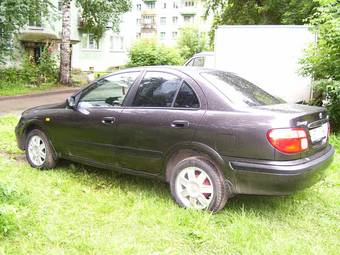 2000 Nissan Sunny Photos