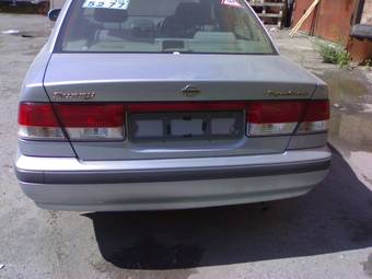 2000 Nissan Sunny Pictures