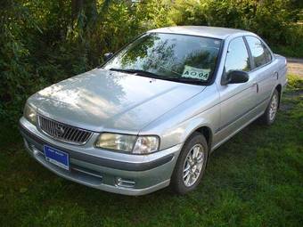 2000 Nissan Sunny Images