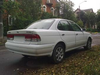 2000 Nissan Sunny Pictures