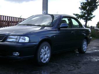 2000 Nissan Sunny Photos