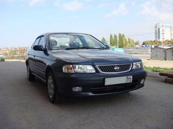 2000 Nissan Sunny Images