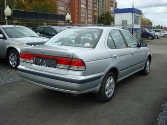 2000 Nissan Sunny Photos