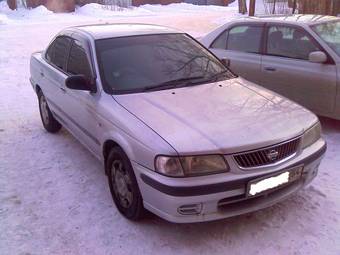 2000 Nissan Sunny Photos