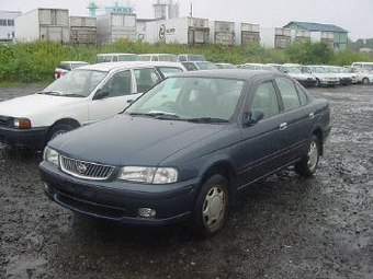 2001 Nissan Sunny