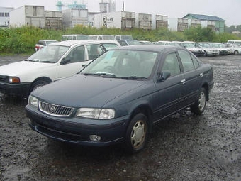 2001 Nissan Sunny