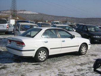 2001 Nissan Sunny