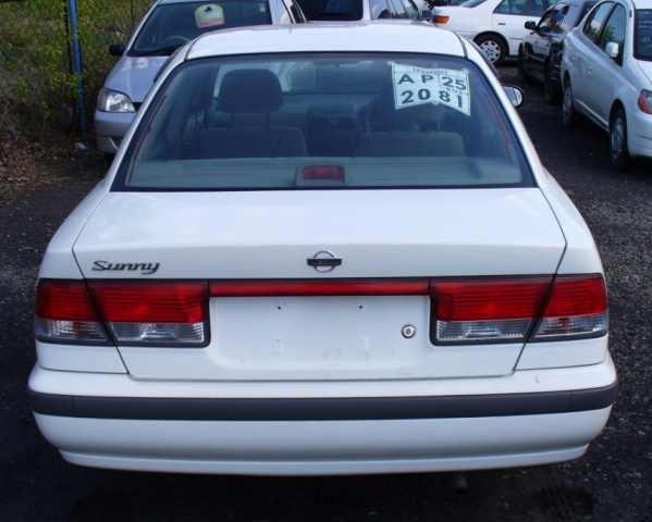 2001 Nissan Sunny
