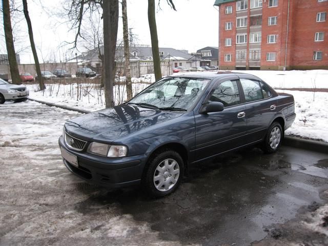 2001 Nissan Sunny