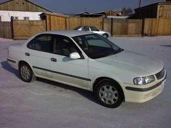 2001 Nissan Sunny