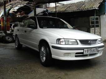 2001 Nissan Sunny