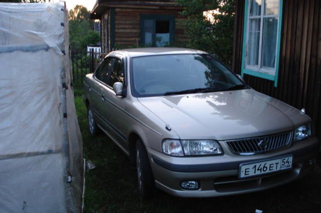 2001 Nissan Sunny