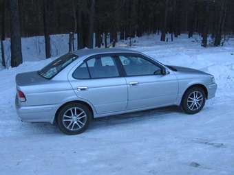 2001 Nissan Sunny