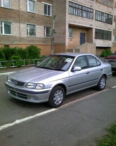 2001 Nissan Sunny