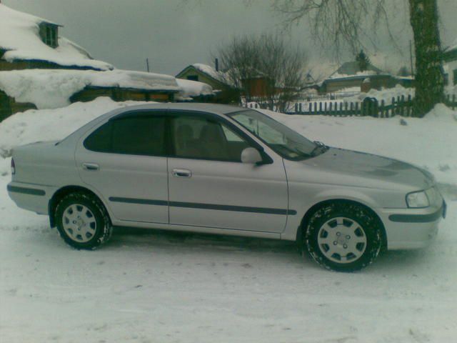 2001 Nissan Sunny