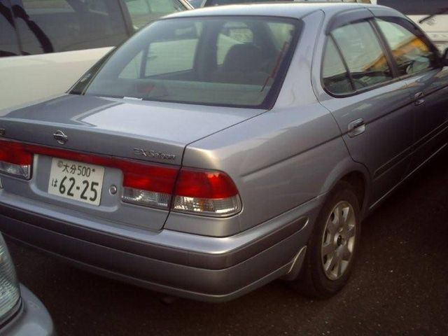 2001 Nissan Sunny