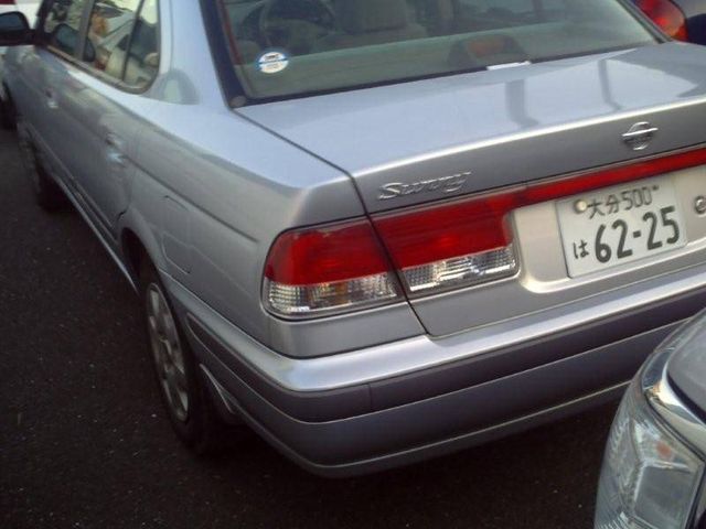 2001 Nissan Sunny