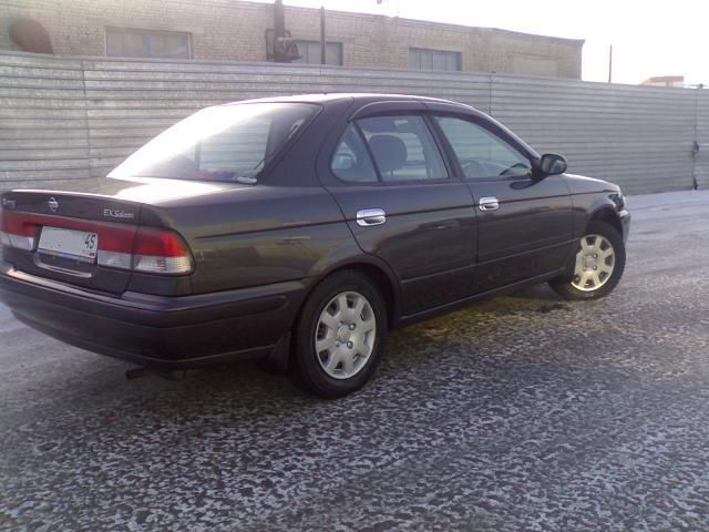 2001 Nissan Sunny