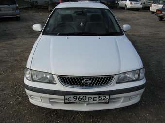 Nissan Sunny