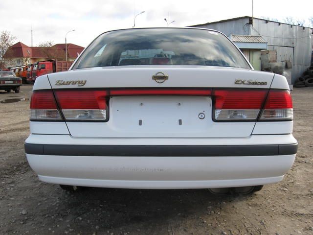 2001 Nissan Sunny