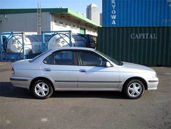 2001 Nissan Sunny Pictures