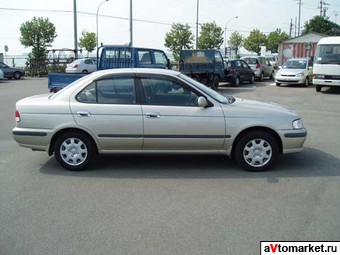 2001 Nissan Sunny Photos