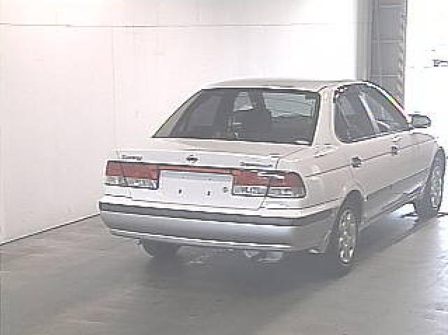 2001 Nissan Sunny Photos