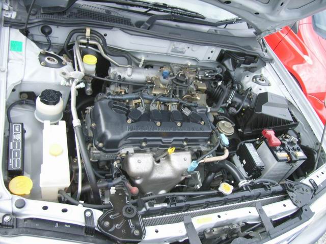 2001 Nissan Sunny Photos
