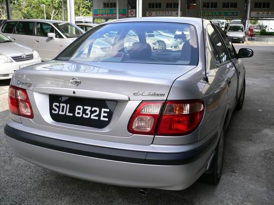 2001 Nissan Sunny Wallpapers