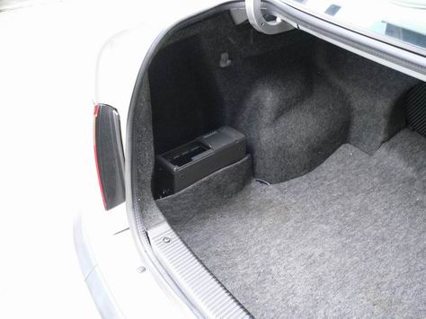 2001 Nissan Sunny Pictures