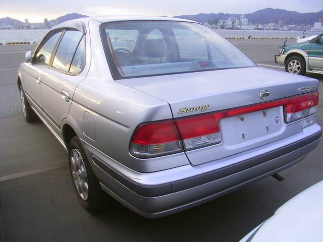 2001 Nissan Sunny Pics