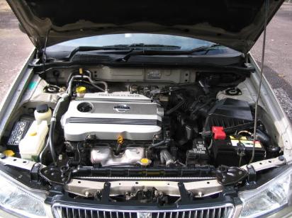 2001 Nissan Sunny Photos
