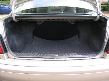 2001 Nissan Sunny Photos