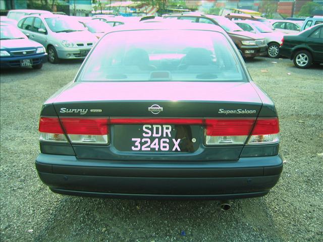 2001 Nissan Sunny Wallpapers