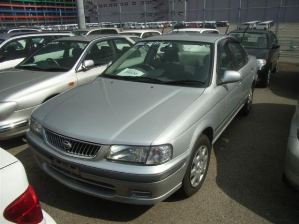 2001 Nissan Sunny Pics