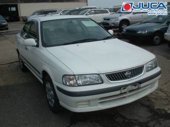 2001 Nissan Sunny Pictures