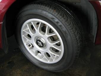 2001 Nissan Sunny Images