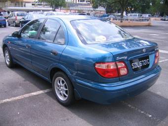 2001 Nissan Sunny Pictures