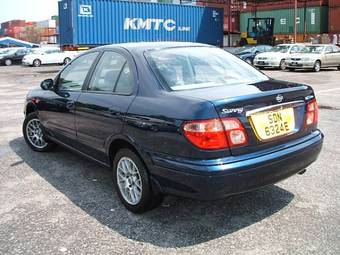 2001 Nissan Sunny Pictures
